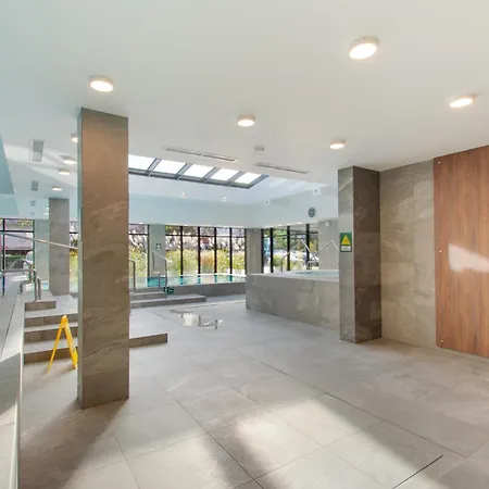 Rentplanet - Port Apartment *
