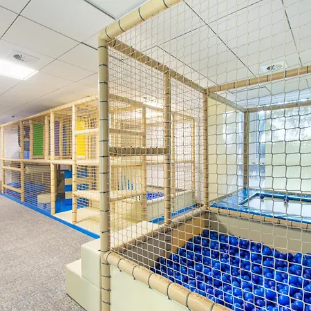 Rentplanet - Port * 科沃布热格